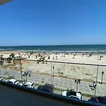 Ella Front View Апартаменты *