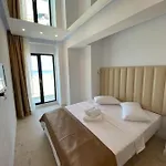 Ella Front View Апартаменты
