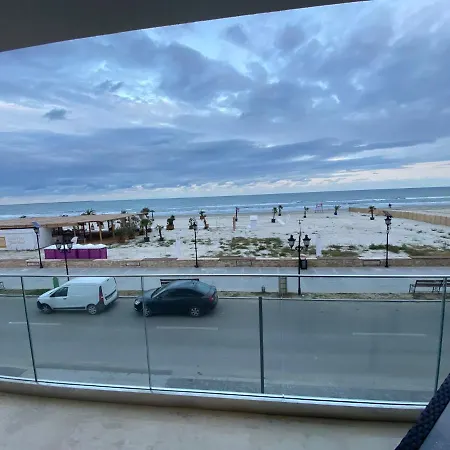 Ella Front View Апартаменты Нэводари