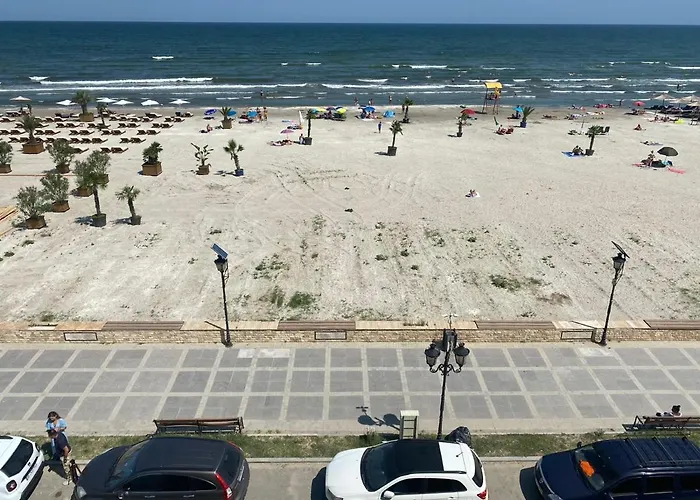 Ella Front View * Năvodari