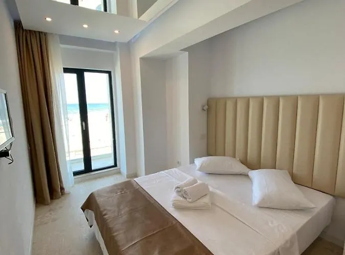 Ella Front View Διαμέρισμα